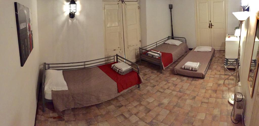 Palace Guesthouse Barcelone Extérieur photo