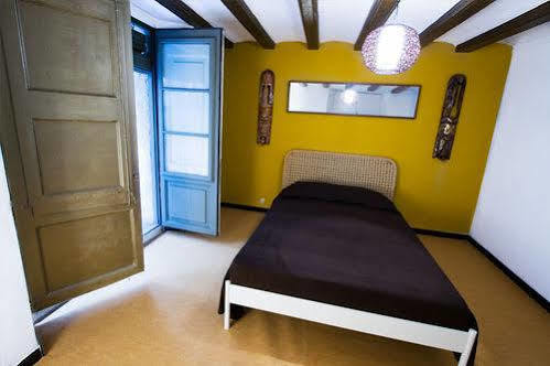 Palace Guesthouse Barcelone Extérieur photo