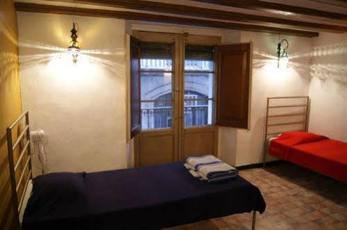 Palace Guesthouse Barcelone Extérieur photo