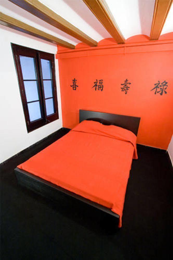 Palace Guesthouse Barcelone Extérieur photo